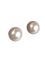 14K Cultured pearl stud earrings