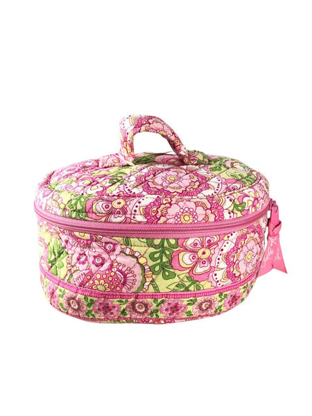 Quilted round cosmetic bag