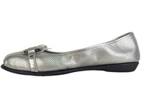 R Metallic Slip On