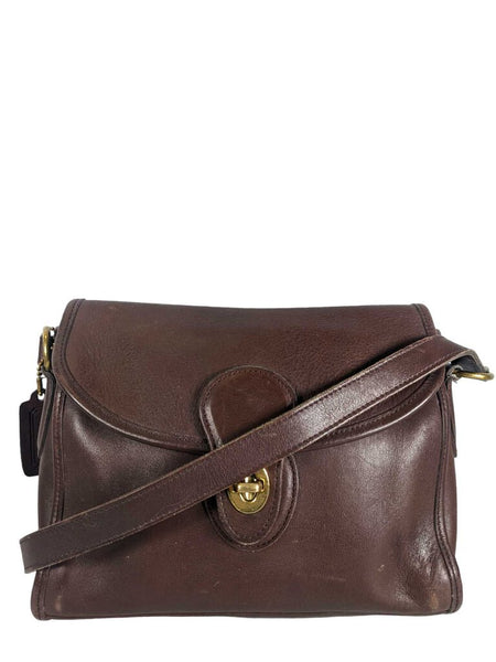 R Vintage leather flap handbag